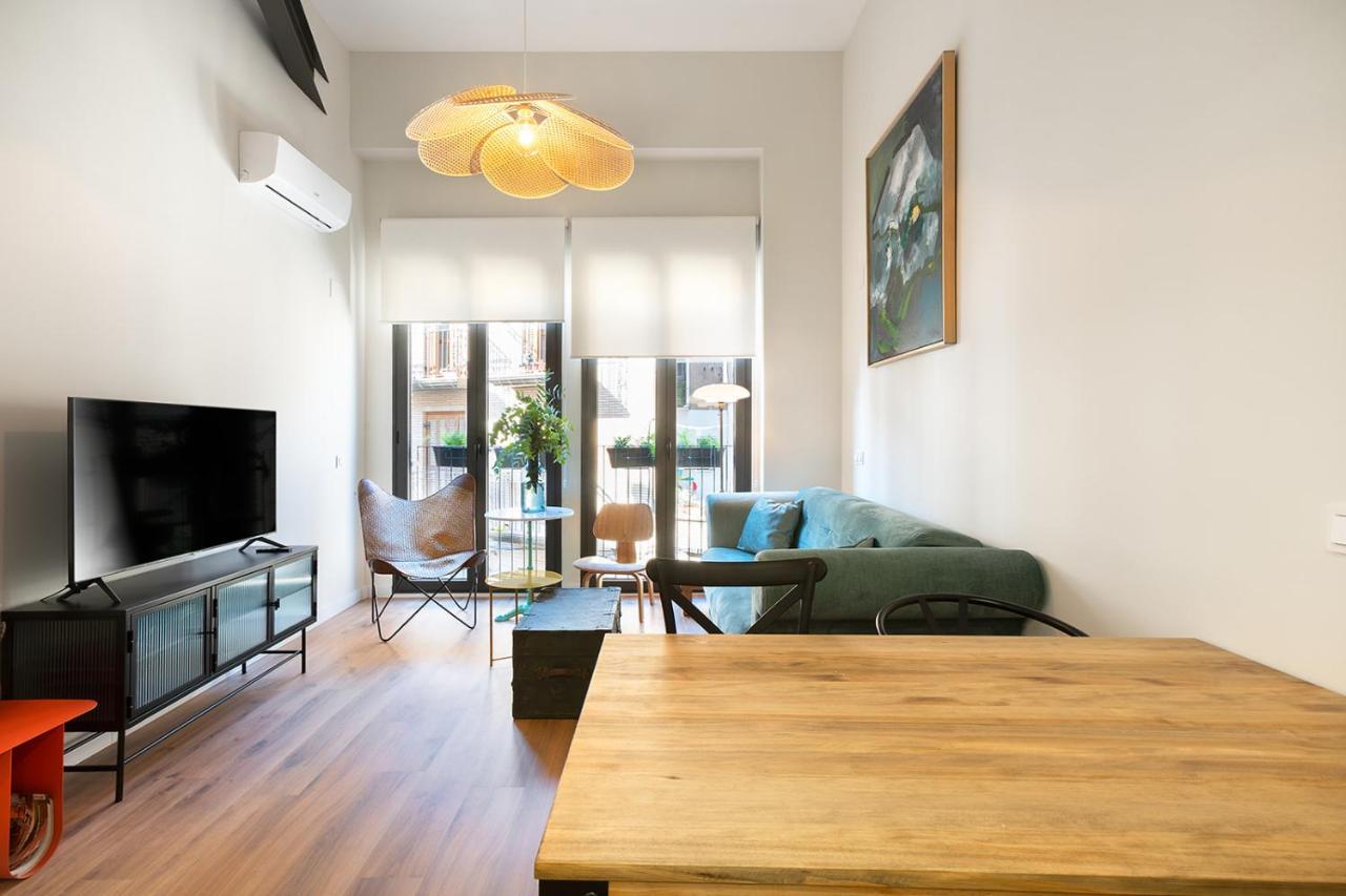 Okako Apartments Тудела Екстериор снимка