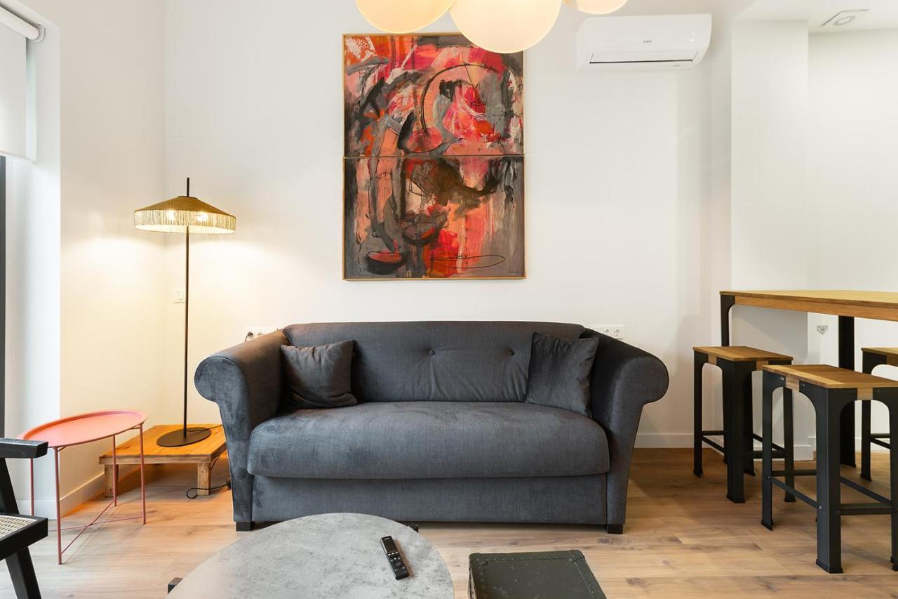 Okako Apartments Тудела Екстериор снимка